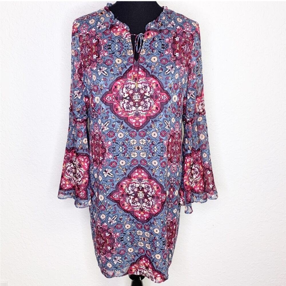 WHBM‎ blue pink Mandela print bell sleeve shift dress size Medium